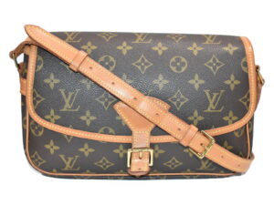 imgrc0078679411 Louis Vuitton Shoulder Bag Orsay Noir