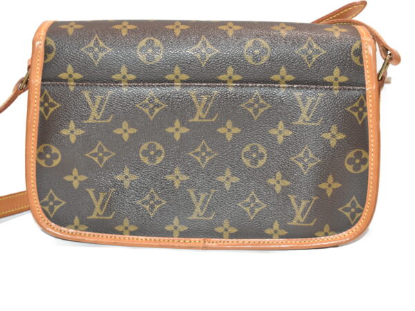 imgrc0078679412 Louis Vuitton Sologne Shoulder Bag Monogram Brown