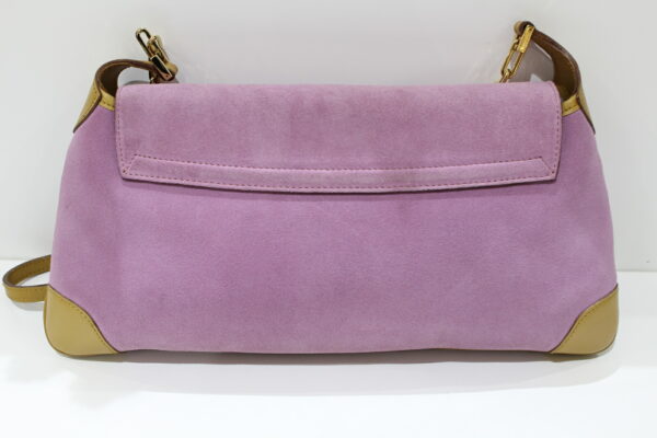 imgrc0078695731 Gucci Chain Shoulder Bag Suede Purple