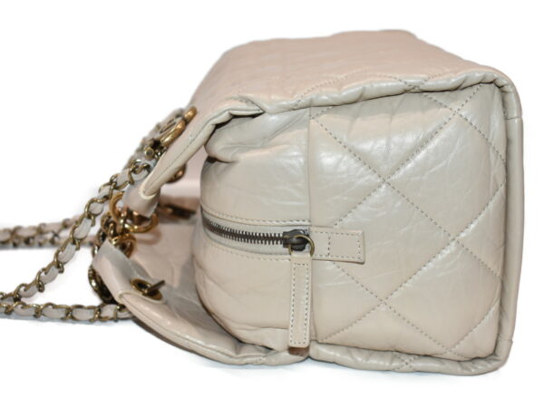 imgrc0078743080 Chanel 2WAY Leather Chain Bag Beige