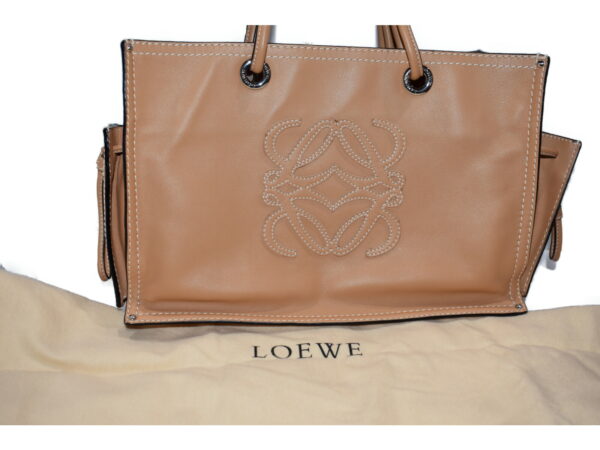 imgrc0078757153 Loewe Shopper Tote Leather Orange Beige