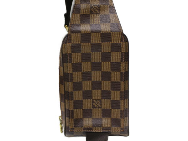 imgrc0078811224 Louis Vuitton Jeronimos Damier Body Bag