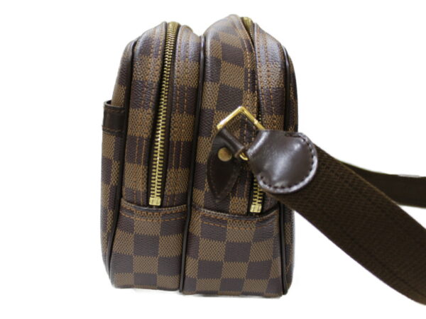 imgrc0078866652 Louis Vuitton Reporter PM Damier Shoulder Bag