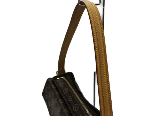 imgrc0078970505 Louis Vuitton Viva Cite MM Monogram Shoulder Bag