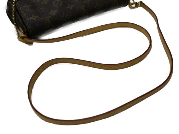 imgrc0078971506 Louis Vuitton Favorite PM Monogram Shoulder Bag