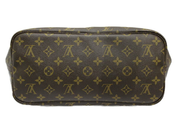 imgrc0079007148 Louis Vuitton Neverfull MM Monogram Tote Bag