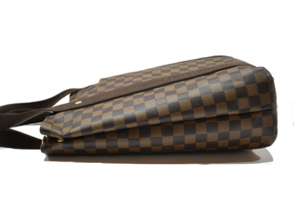 imgrc0079025751 Louis Vuitton Cover Beaubourg Damier Canvas Tote Bag