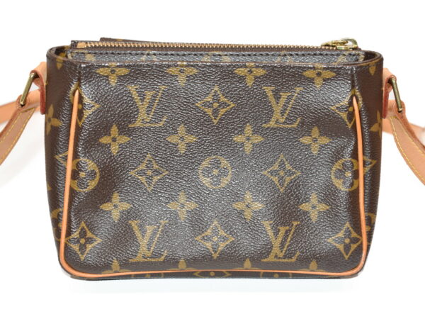 imgrc0079091360 Louis Vuitton Viva Cite PM Shoulder Bag Monogram Brown