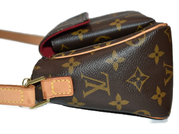 imgrc0079091361 Louis Vuitton Viva Cite PM Shoulder Bag Monogram Brown