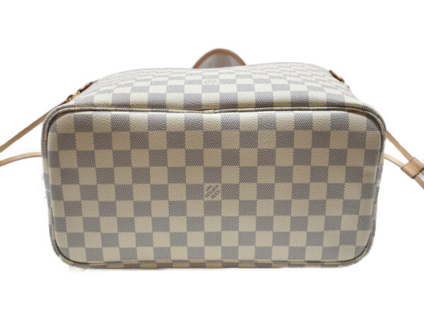 imgrc0079098403 Louis Vuitton Neverfull MM Damier Azur Tote Bag White