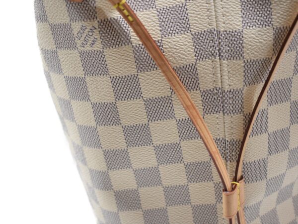 imgrc0079098408 Louis Vuitton Neverfull MM Damier Azur Tote Bag White