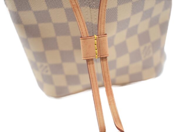 imgrc0079098409 Louis Vuitton Neverfull MM Damier Azur Tote Bag White