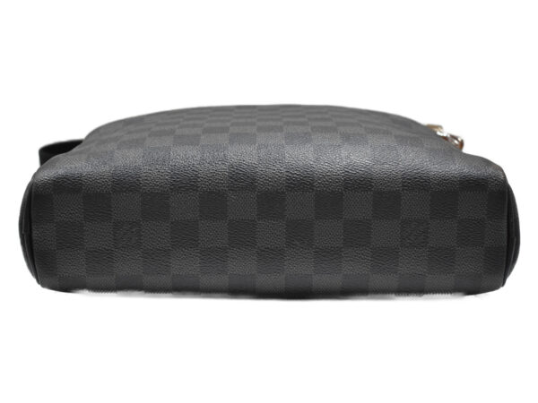 imgrc0079098479 Louis Vuitton Dayton PM Damier Graphite Shoulder Bag Black Gray