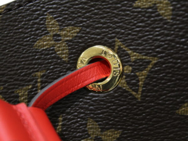 imgrc0079175636 Louis Vuitton Neonoe Monogram Coquelicot Shoulder Bag