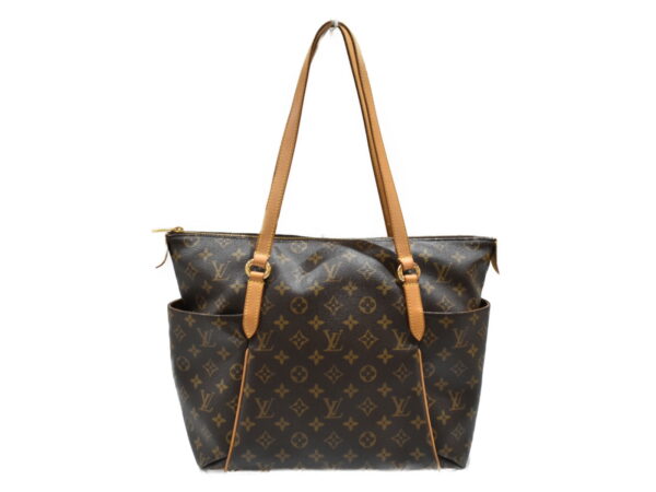 imgrc0079180627 Louis Vuitton Totally MM Tote Bag Monogram Brown