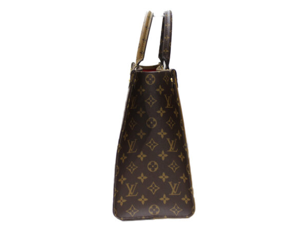 imgrc0079190130 Louis Vuitton On the Go MM Giant Monogram Tote Bag