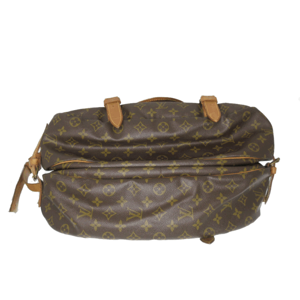 imgrc0079222617 Louis Vuitton Saumur 43 Shoulder Bag Monogram Canvas Brown