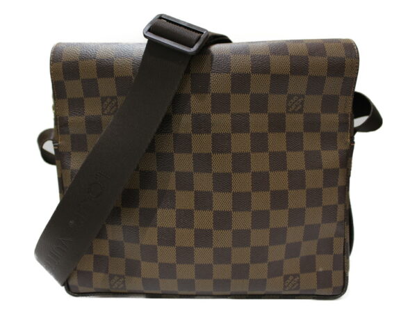 imgrc0079325914 Louis Vuitton Naviglio Damier Shoulder Bag Brown