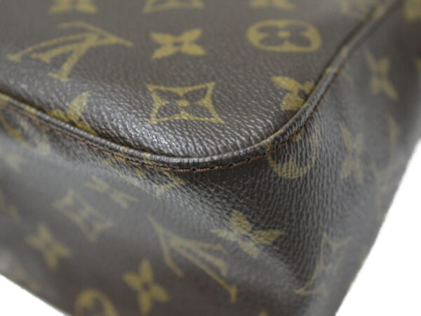 imgrc0079401494 Louis Vuitton Mini Looping Monogram Shoulder Bag