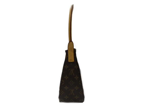 imgrc0079401521 Louis Vuitton Looping MM Monogram Shoulder Bag