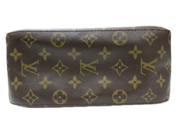 imgrc0079401523 Louis Vuitton Looping MM Monogram Shoulder Bag