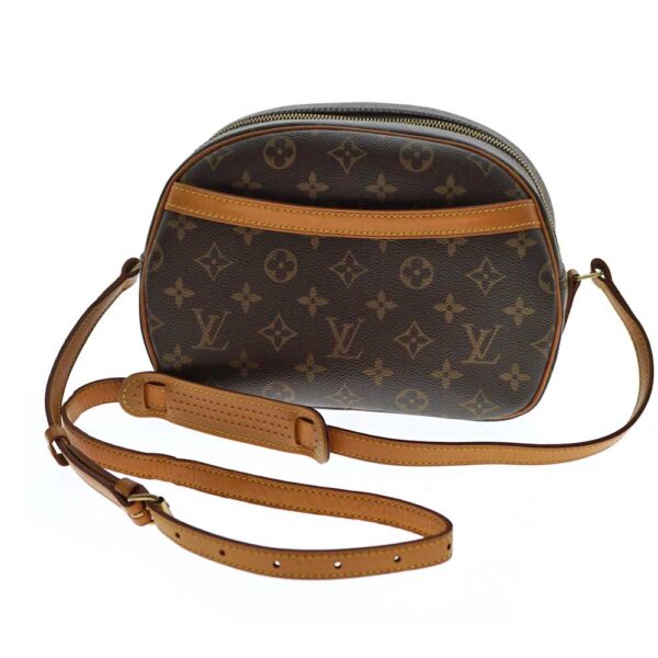 imgrc0079422708 Louis Vuitton Blois Shoulder Bag Monogram Canvas Brown