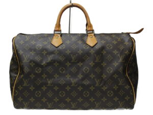 imgrc0079429704 Louis Vuitton Buzz MM Shoulder Bag