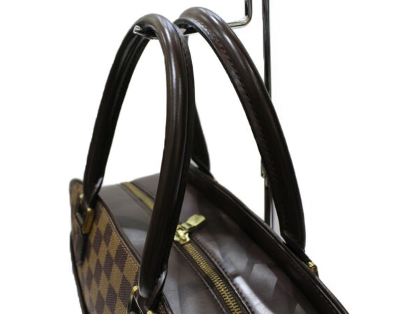 imgrc0079446304 Louis Vuitton Thalia Horizontal Damier Handbag