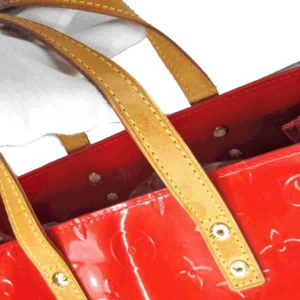 imgrc0079620648 Louis Vuitton Lead PM Handbag Monogram Vernis Red