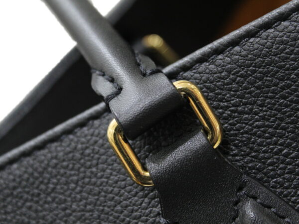 imgrc0079624583 Louis Vuitton On the Go GM Empreinte Tote Bag Noir