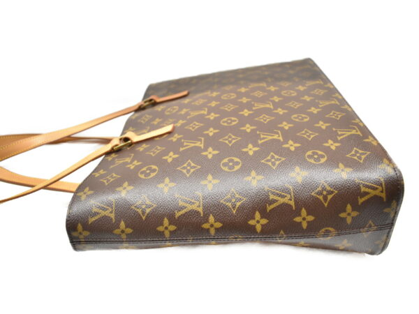 imgrc0079682551 Louis Vuitton Luco Monogram Canvas Shoulder Bag Brown