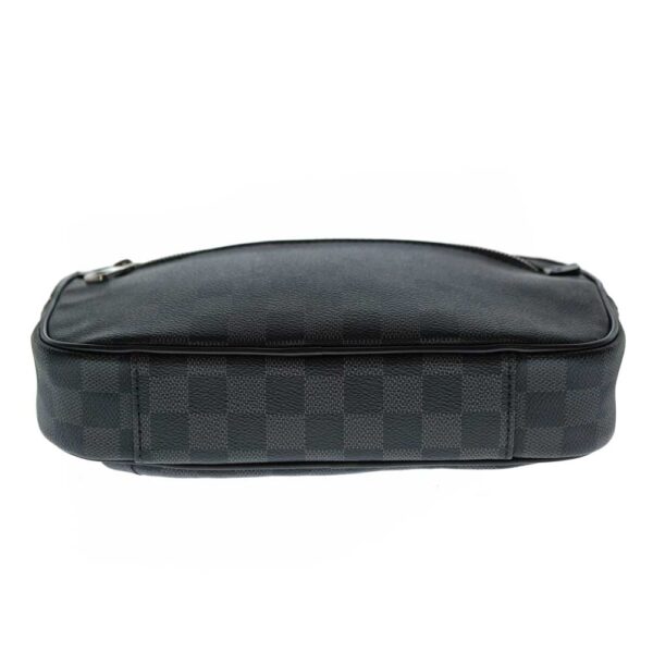 imgrc0079704970 Louis Vuitton Umbrella Body Bag Damier Graphite Black