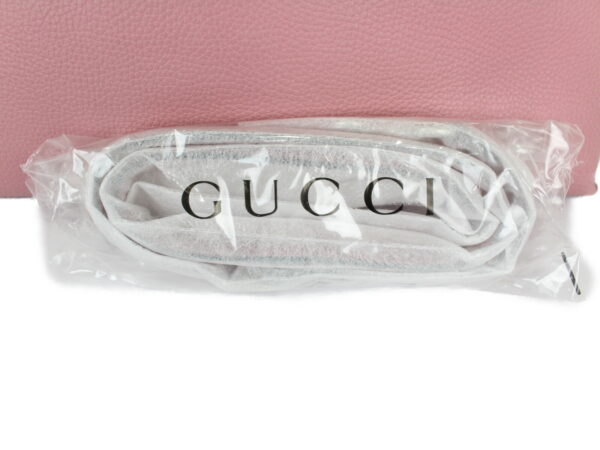 imgrc0079750629 Gucci Bamboo Leather Shoulder Bag Pink