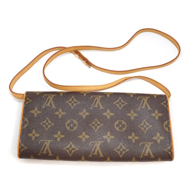 imgrc0079770028 Louis Vuitton Pochette Twin Shoulder Bag Canvas Brown