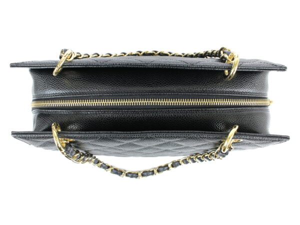 imgrc0079868530 Chanel Matelasse Chain Shoulder Bag Black