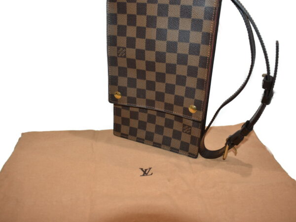 imgrc0079945949 Louis Vuitton Portobello Damier Ebene Shoulder Bag Brown