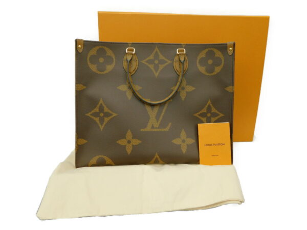 imgrc0079974242 Louis Vuitton On the Go GM Giant Monogram Tote Bag