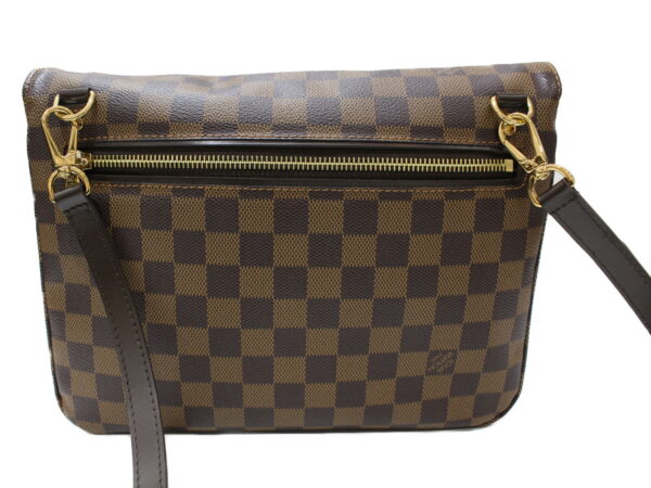 imgrc0080066943 Louis Vuitton Hoxton GM Damier Shoulder Bag