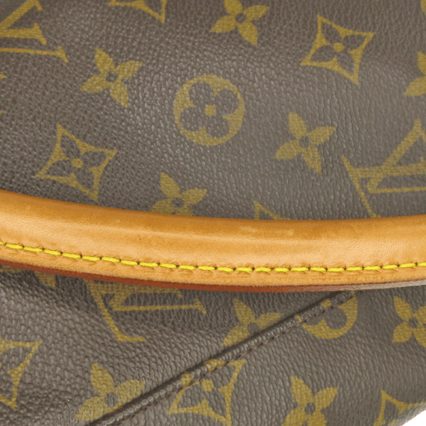 imgrc0080072601 Louis Vuitton Looping GM Shoulder Bag Monogram Canvas Brown