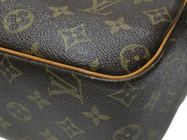 imgrc0080284618 Louis Vuitton Cite MM Monogram Shoulder Bag