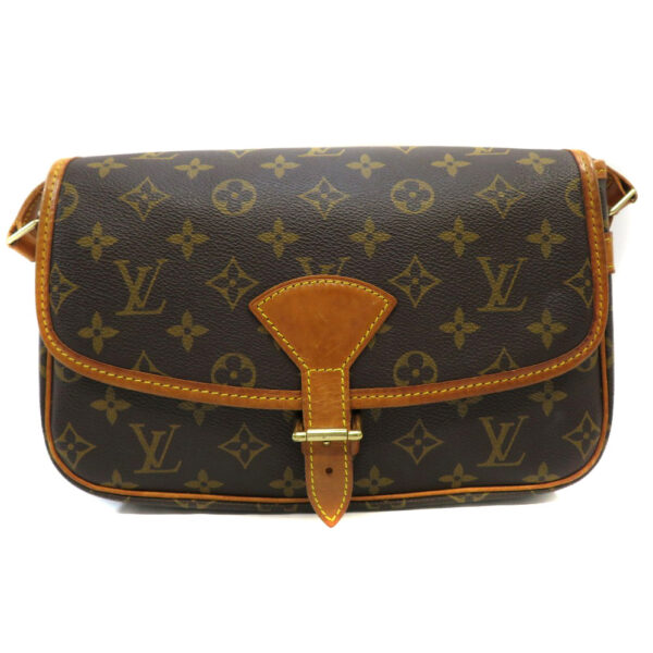 imgrc0080293022 Louis Vuitton Sologne Shoulder Bag Monogram Canvas Brown