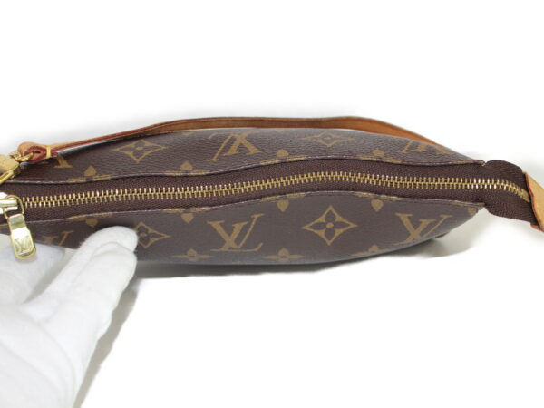 imgrc0080296469 Louis Vuitton Pochette Accessoire Monogram Pouch Brown