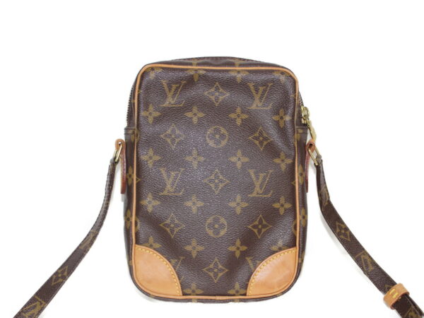 imgrc0080311701 Louis Vuitton Danube Monogram Shoulder Bag