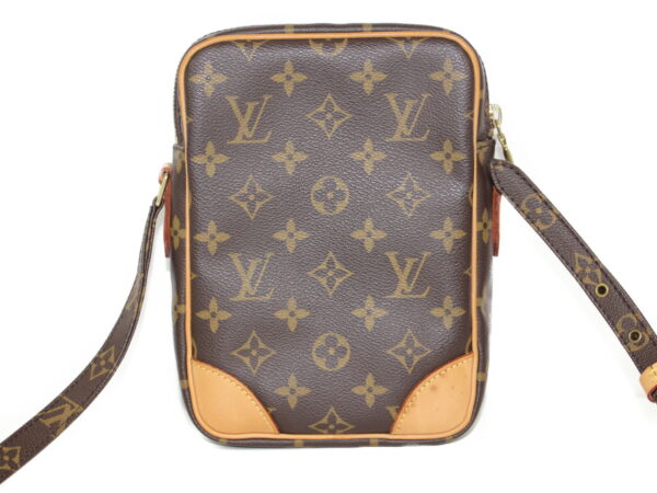 imgrc0080328917 Louis Vuitton Amazon Monogram Shoulder Bag