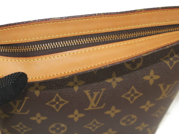 imgrc0080345550 Louis Vuitton Drouot Monogram Shoulder Bag