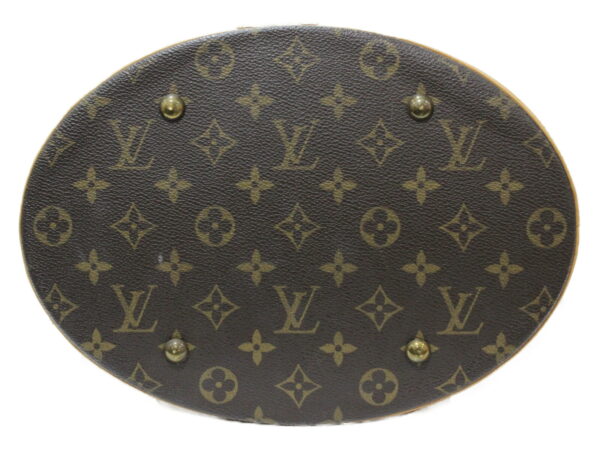 imgrc0080396117 Louis Vuitton Bucket GM Monogram Tote Bag