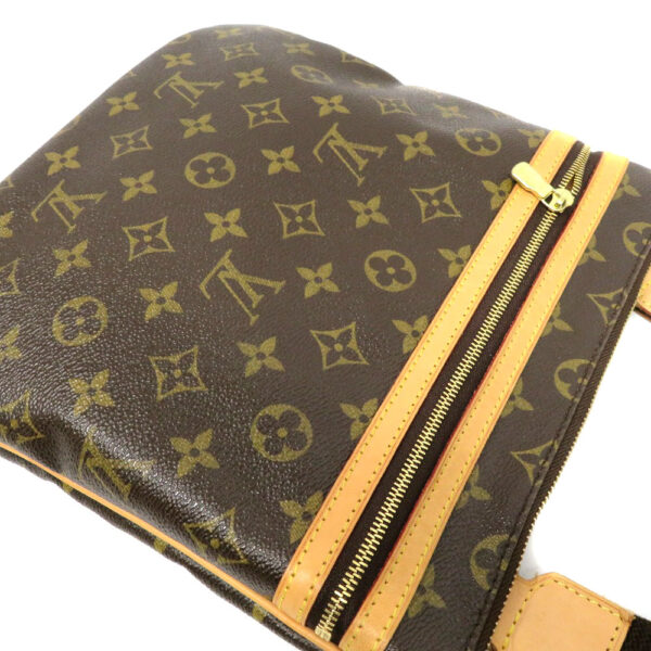 imgrc0080412974 Louis Vuitton Pochette Bosphore Shoulder Bag Monogram Canvas Brown