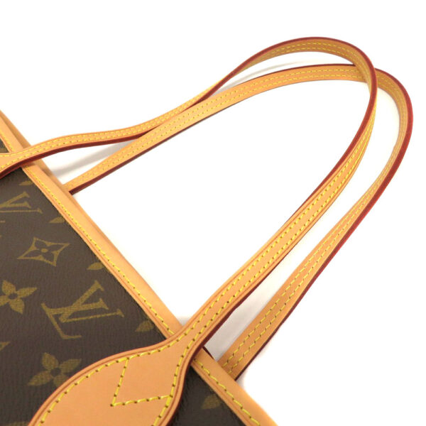 imgrc0080426933 Louis Vuitton Neverfull MM Tote Bag Monogram Canvas Brown