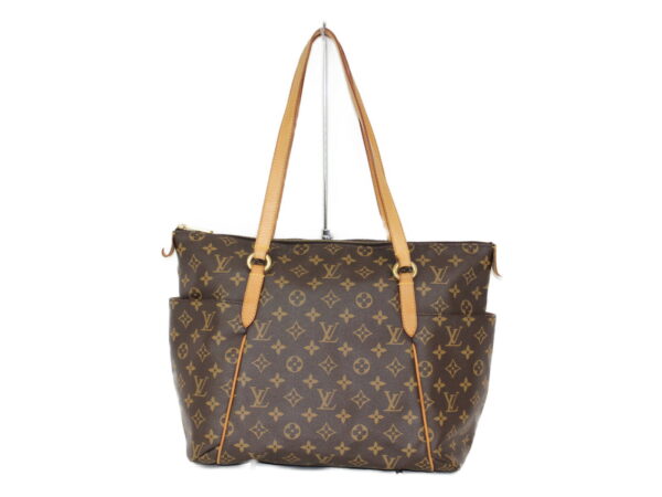 imgrc0080437724 Louis Vuitton Totally MM Monogram Tote Bag Brown