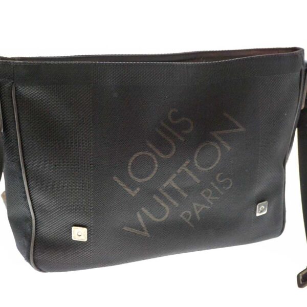 imgrc0080437811 Louis Vuitton Petit Messager Damier Jean Messenger Bag Black